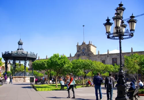 62656-Plaza-De-Armas (1)
